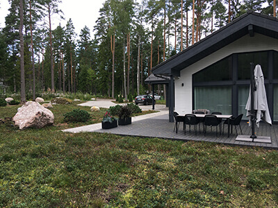 Samblamatiga hooldusvaba aia rajamine.